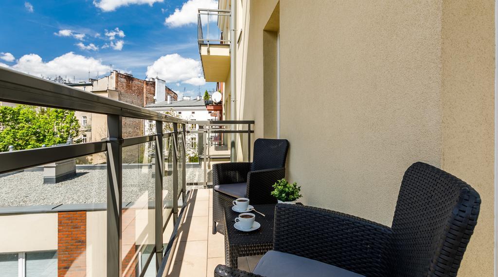 Arianska 6 Apartments By Let'S Krasków Exterior foto