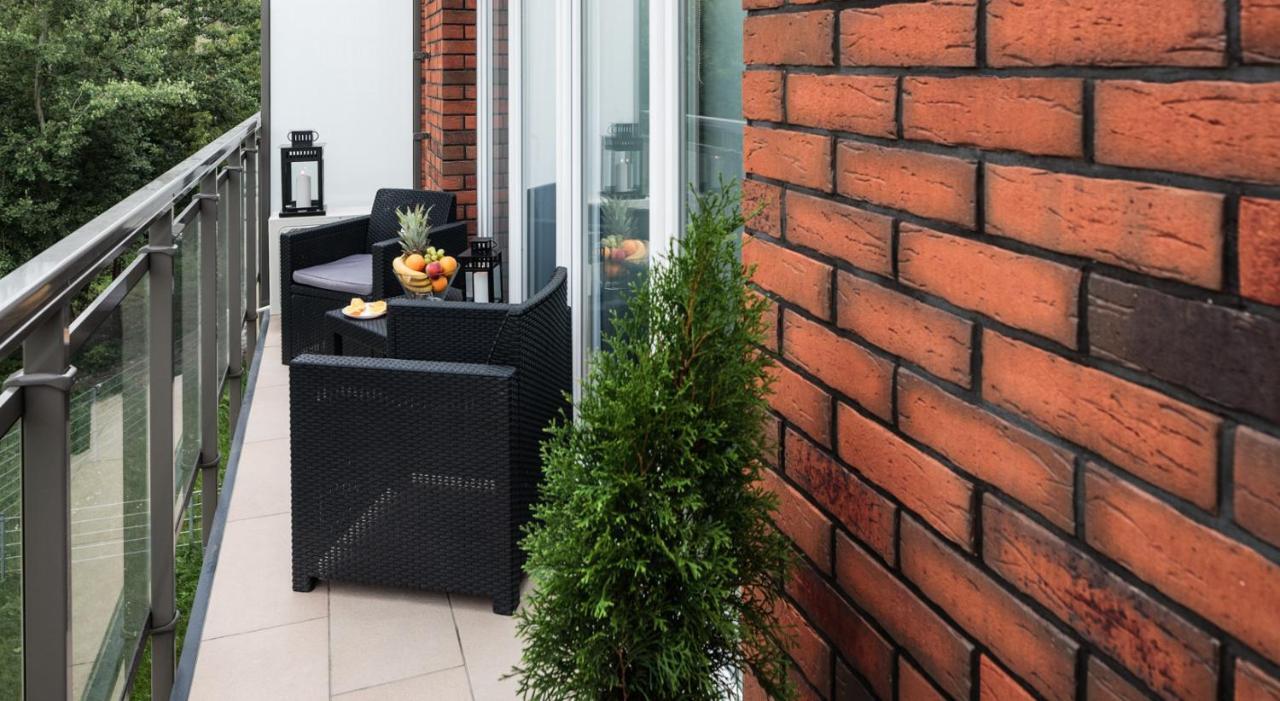 Arianska 6 Apartments By Let'S Krasków Exterior foto